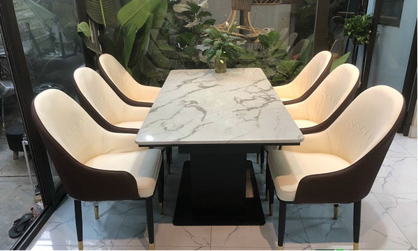 Ưu điểm của ghế ăn bọc da